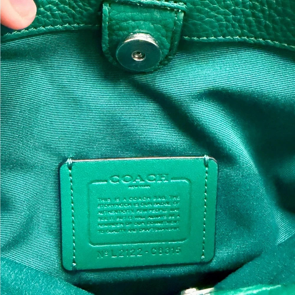 Coach Cassie Leather Chain Strap Crossbody Emerald Green - Very Good Condition - Picture 7 of 8